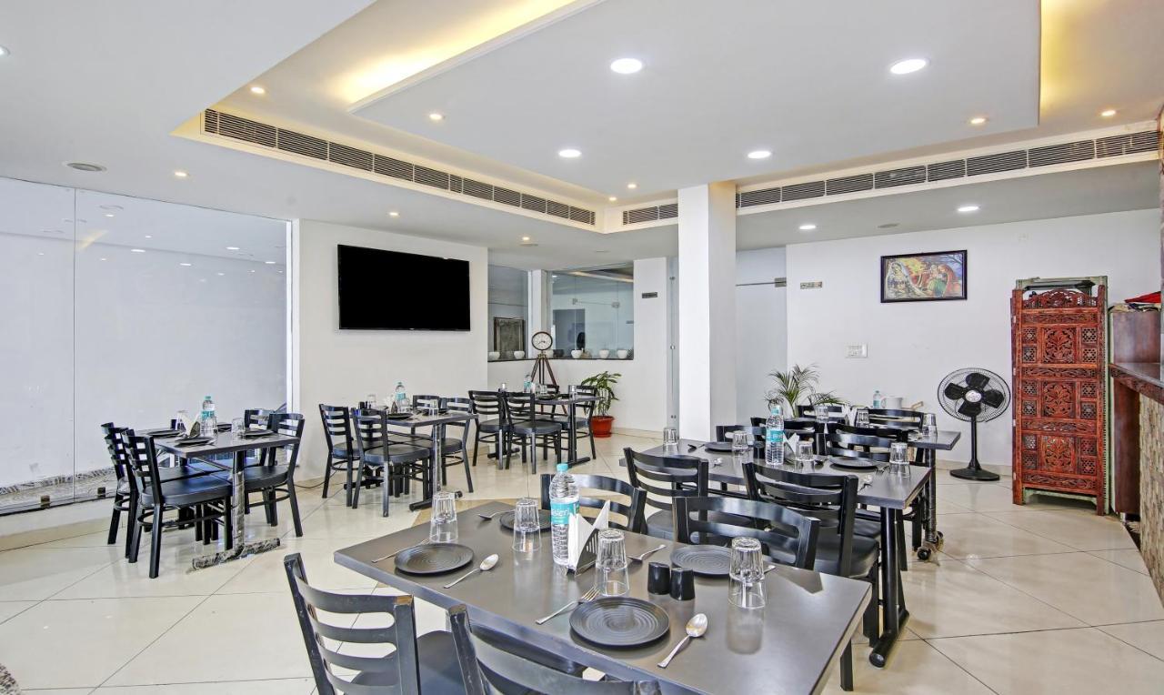 Treebo Royal Empire Adarsh Nagar, Chandigarh Hotel Exterior photo