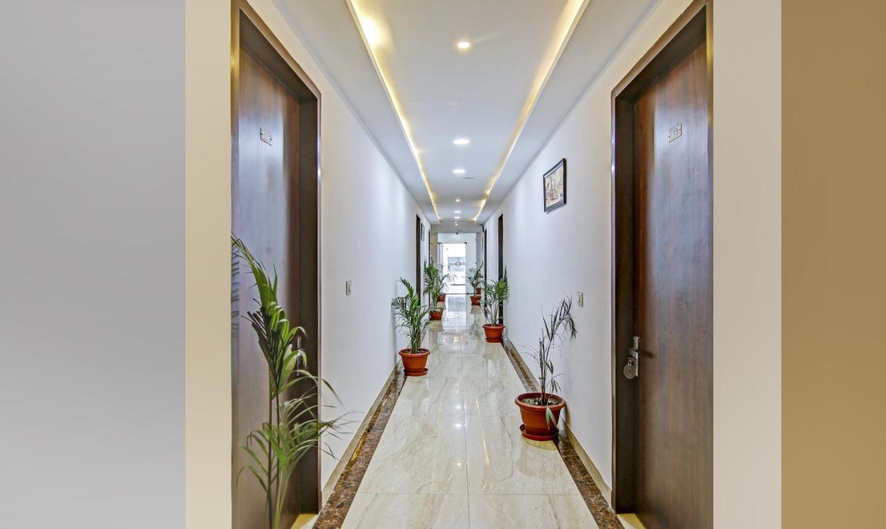 Treebo Royal Empire Adarsh Nagar, Chandigarh Hotel Exterior photo