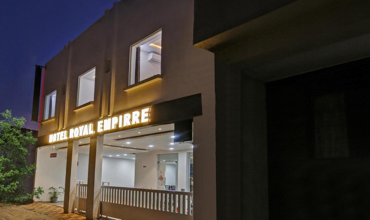 Treebo Royal Empire Adarsh Nagar, Chandigarh Hotel Exterior photo